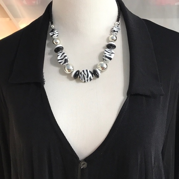 Black jacket - Picture 5 of 5